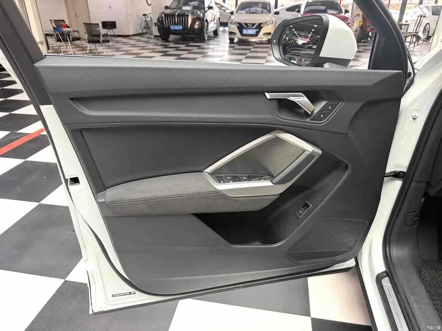 Audi Q3, 2022 6