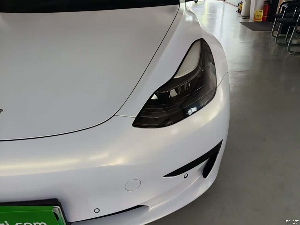Tesla Model 3, 2021 24