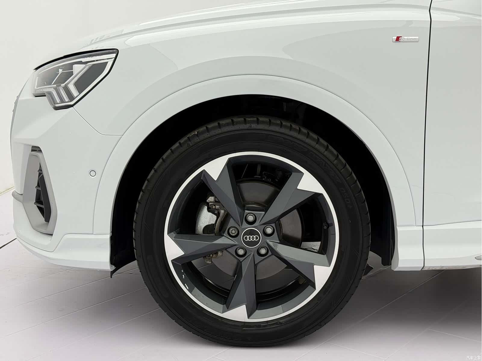 Audi Q3, 2023 23