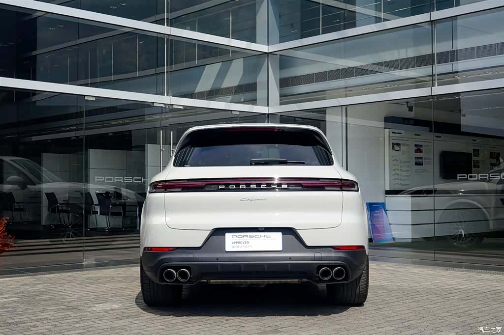 Porsche Cayenne, 2025 6