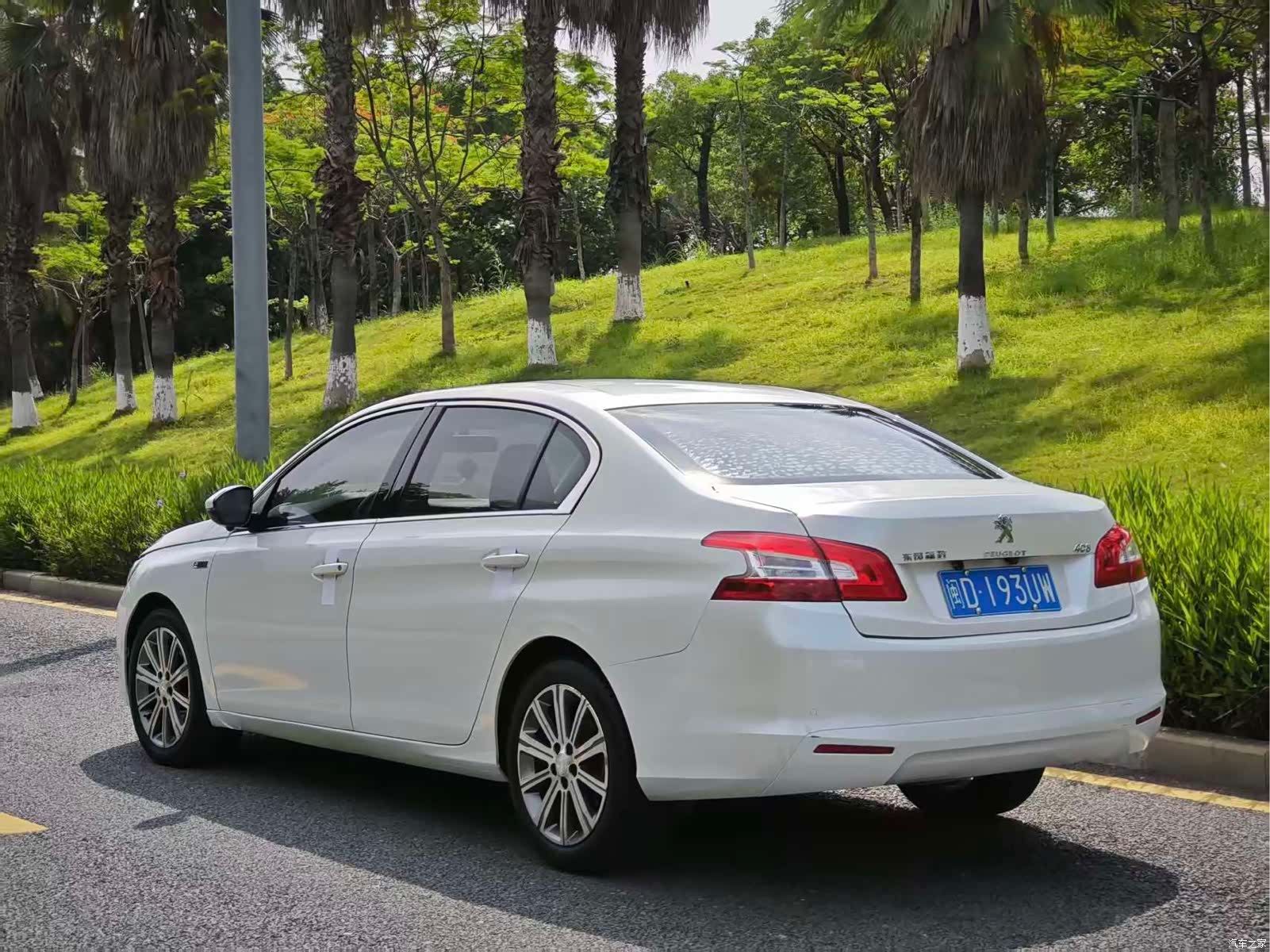 Peugeot 408, 2016 4