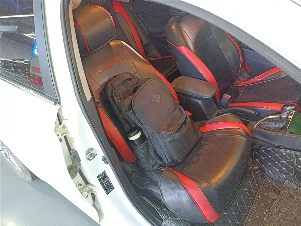 Hyundai Yuedong
