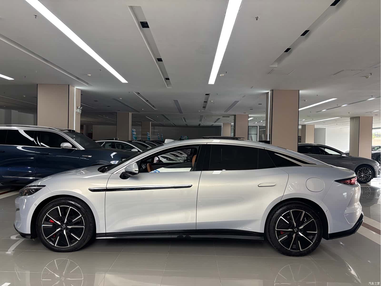 BYD Han, 2026 8