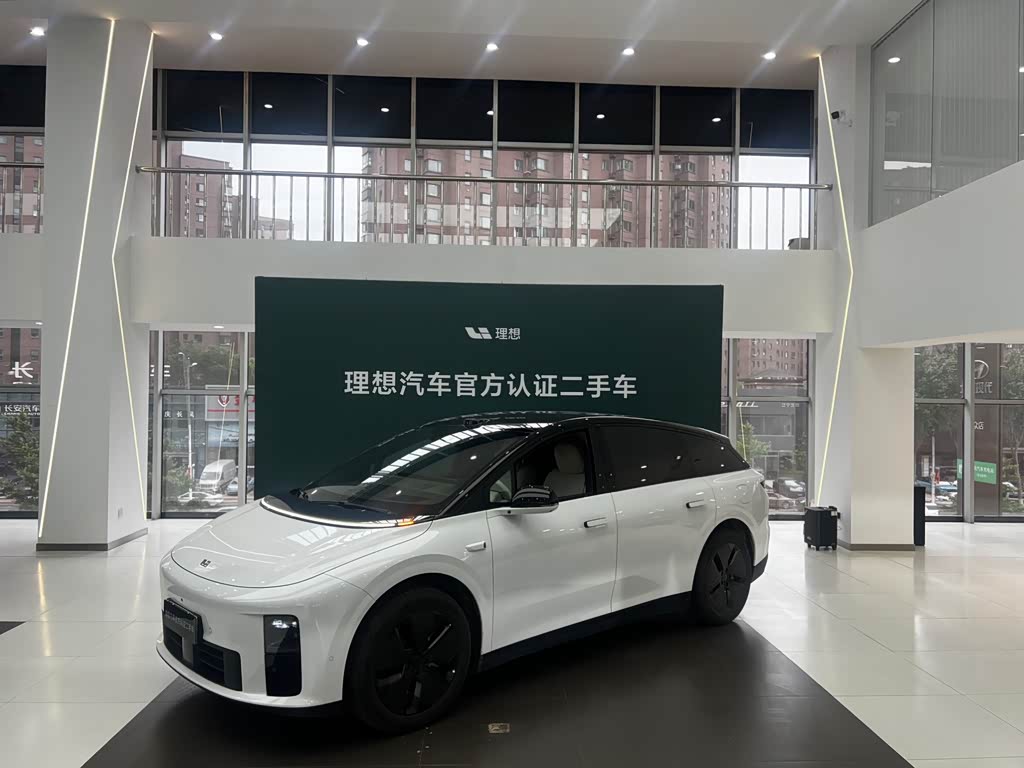 Li Auto i6