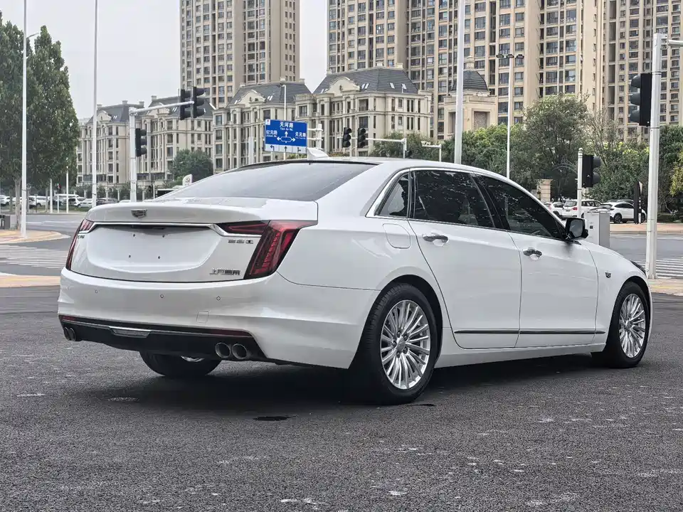 Cadillac CT6