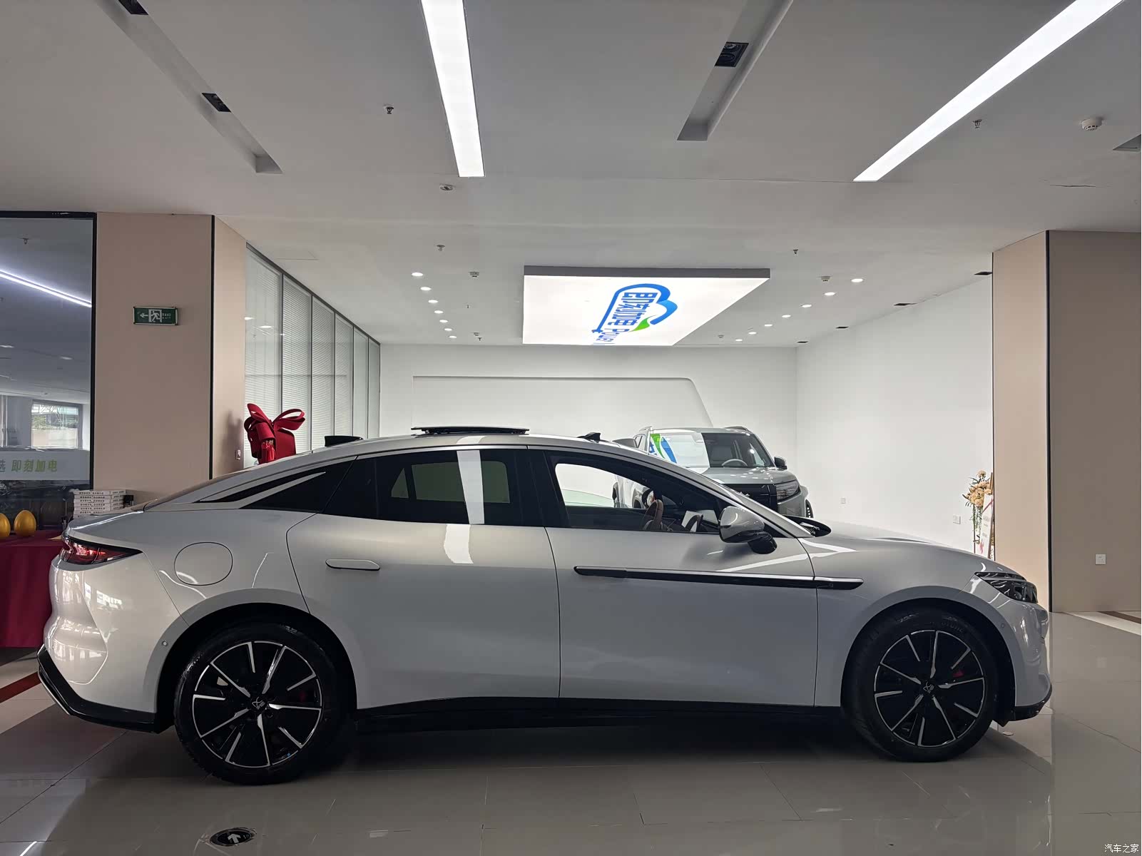 BYD Han, 2026 4