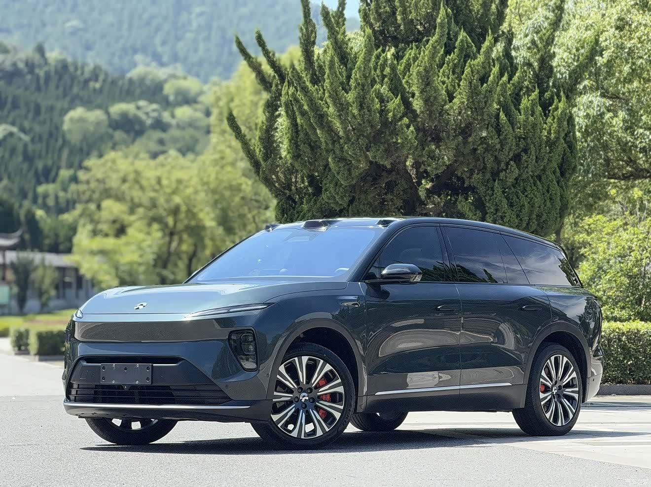 NIO ES8, 2023 1