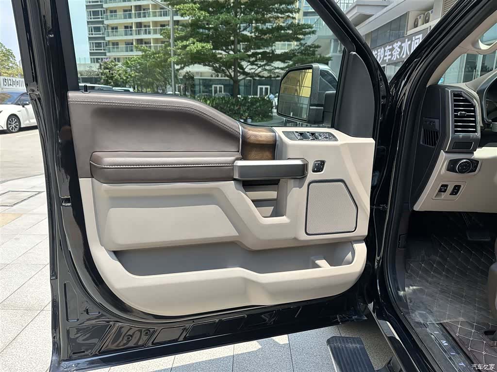 Ford F-150, 2022 24
