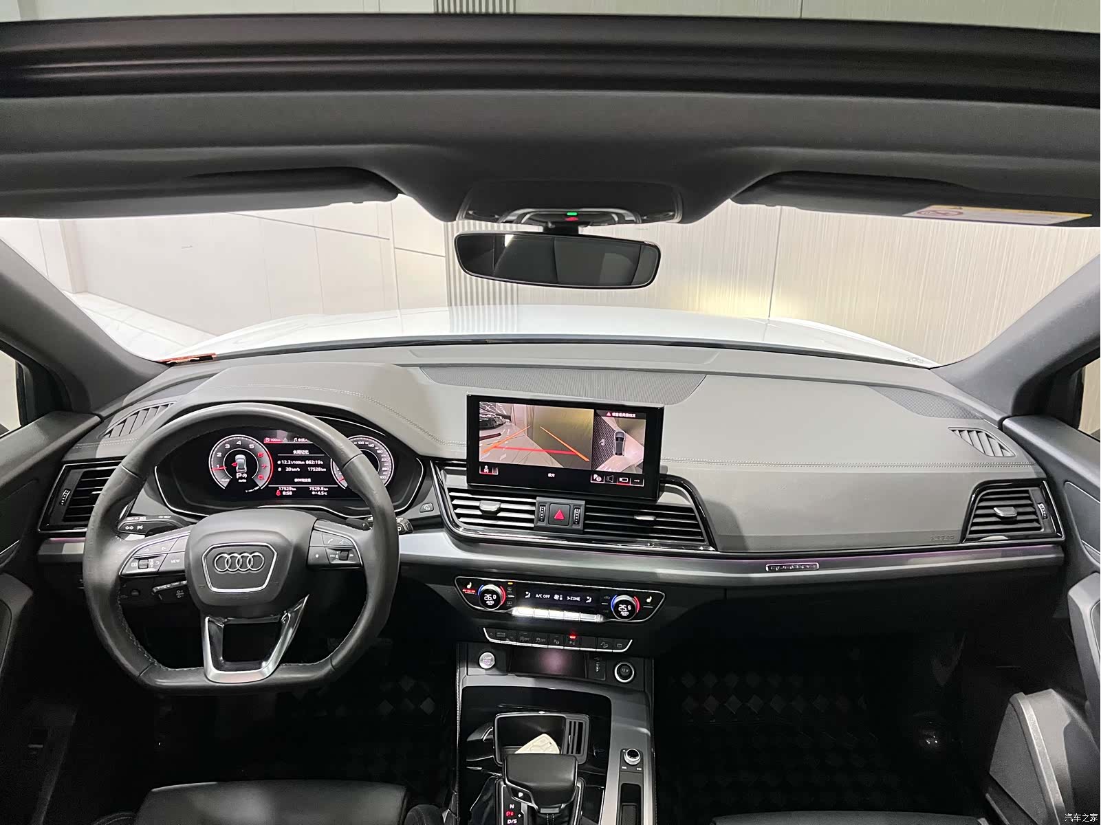 Audi Q5L, 2023 9