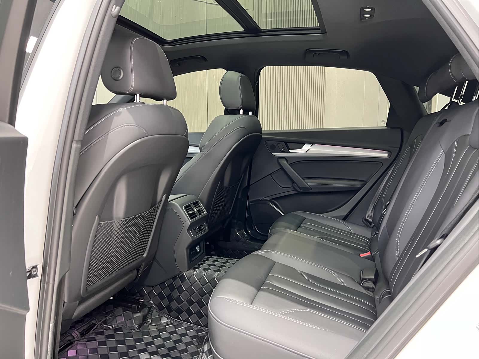Audi Q5L, 2023 8