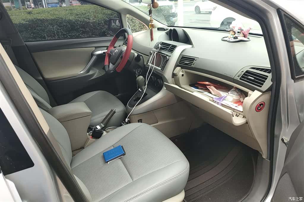 Toyota 180E, 2013 8