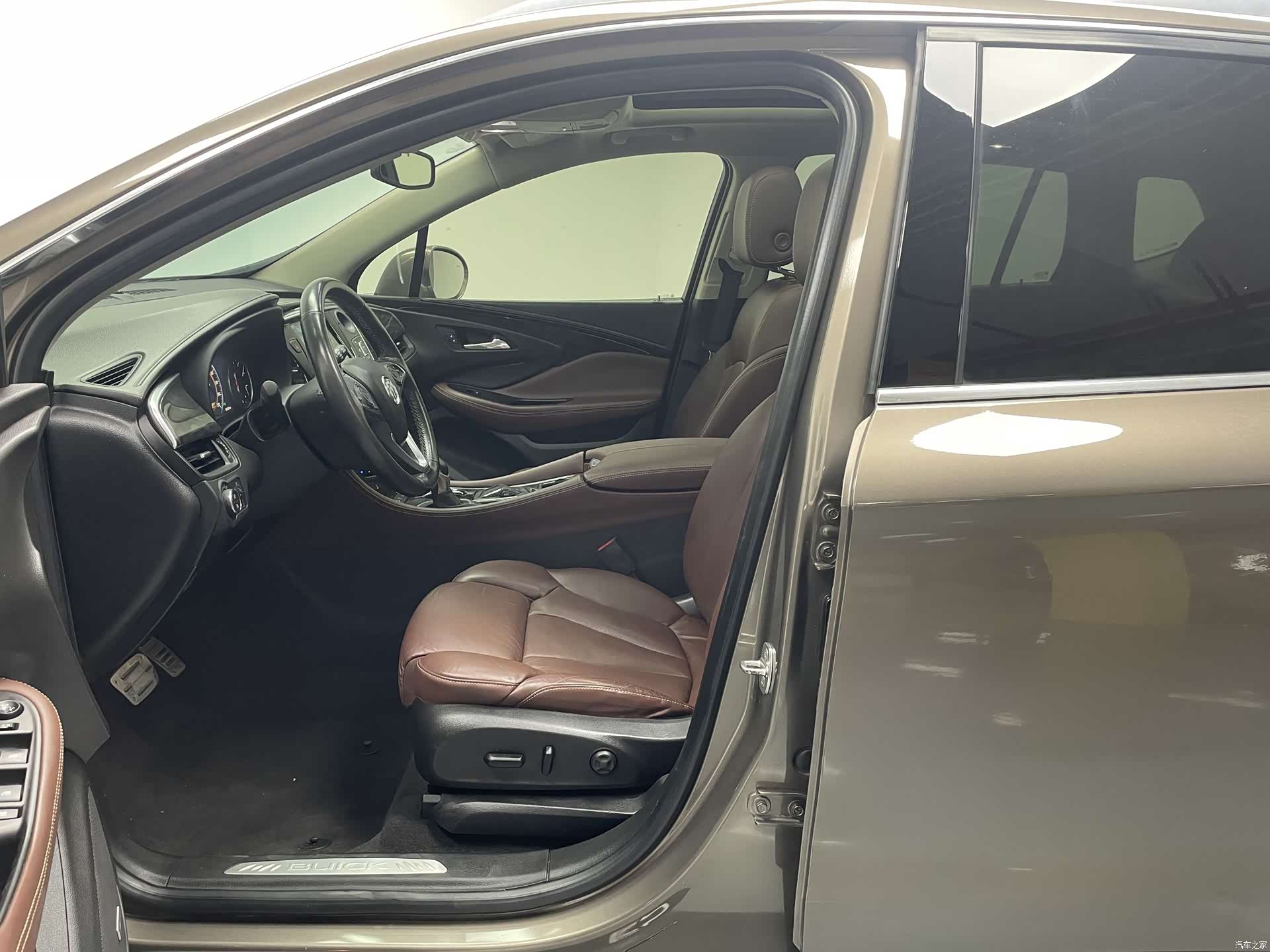 Buick Envision Plus, 2015 9