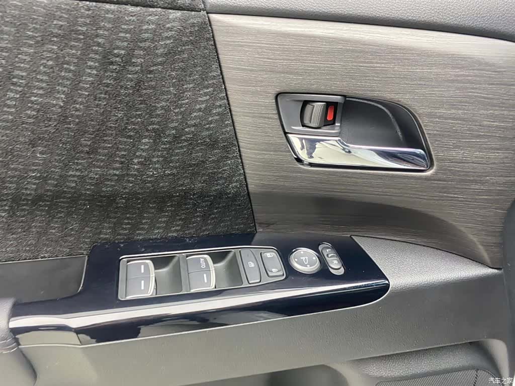 Honda Elysion, 2025 25