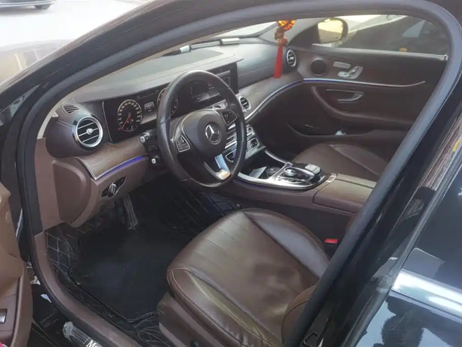 Mercedes-Benz E-class Mercedes-Benz E-class
