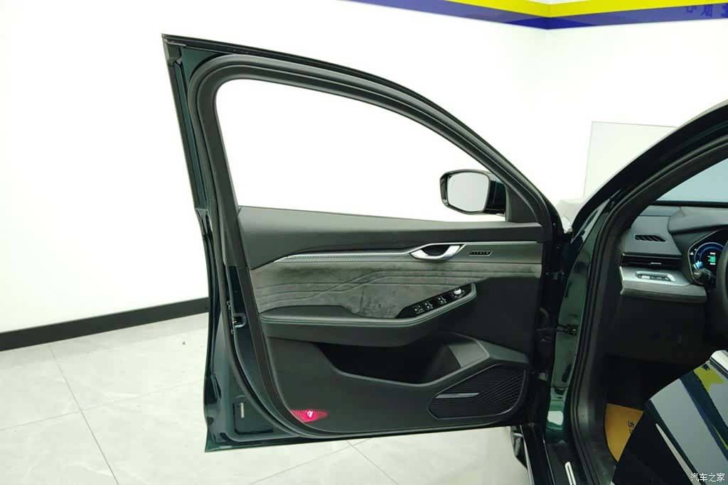 Geely Preface, 2023 7