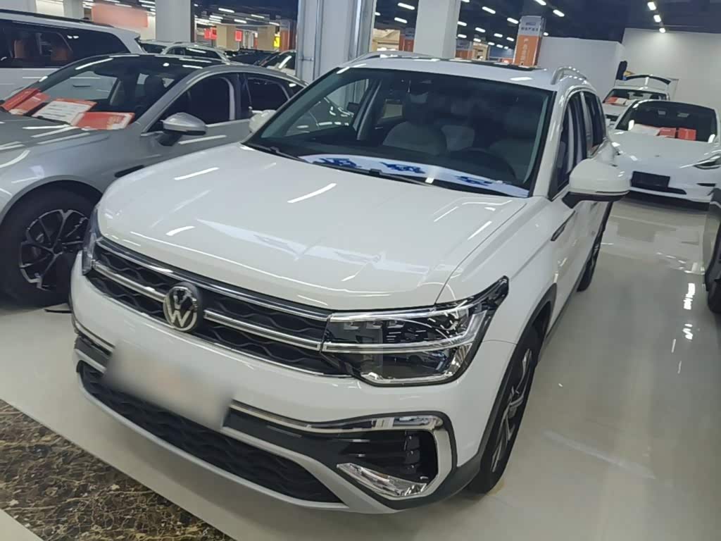 Volkswagen Tharu 2024 300TSI
