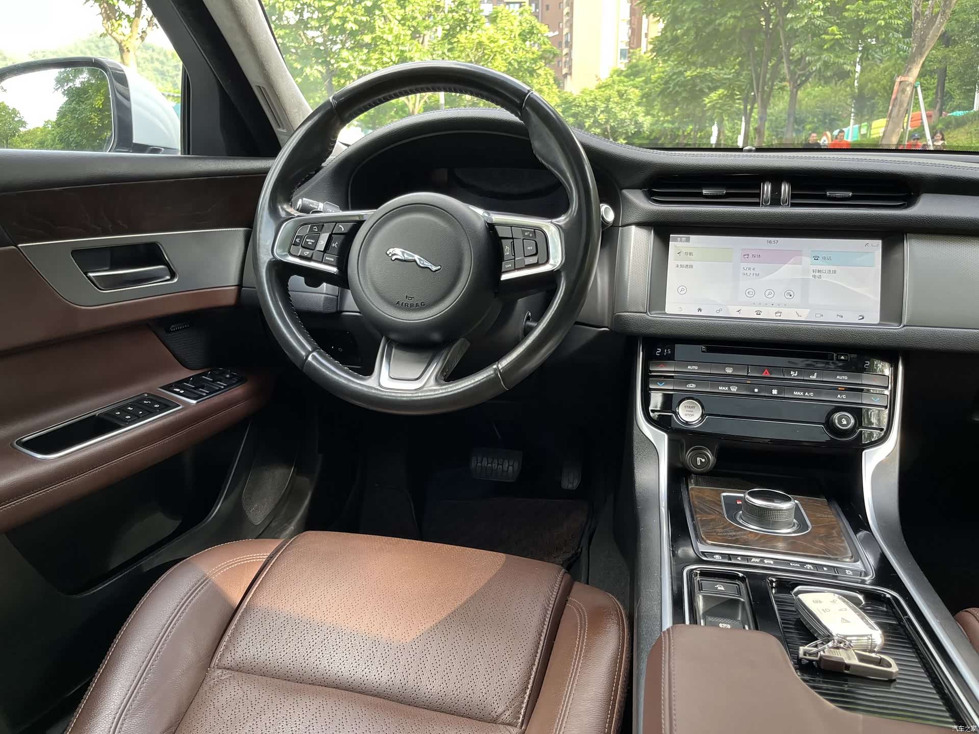 Land Rover XFL, 2018 8