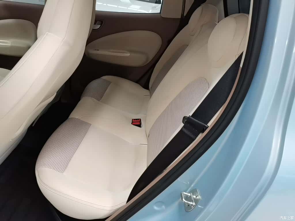 Wuling MINIEV, 2025 17