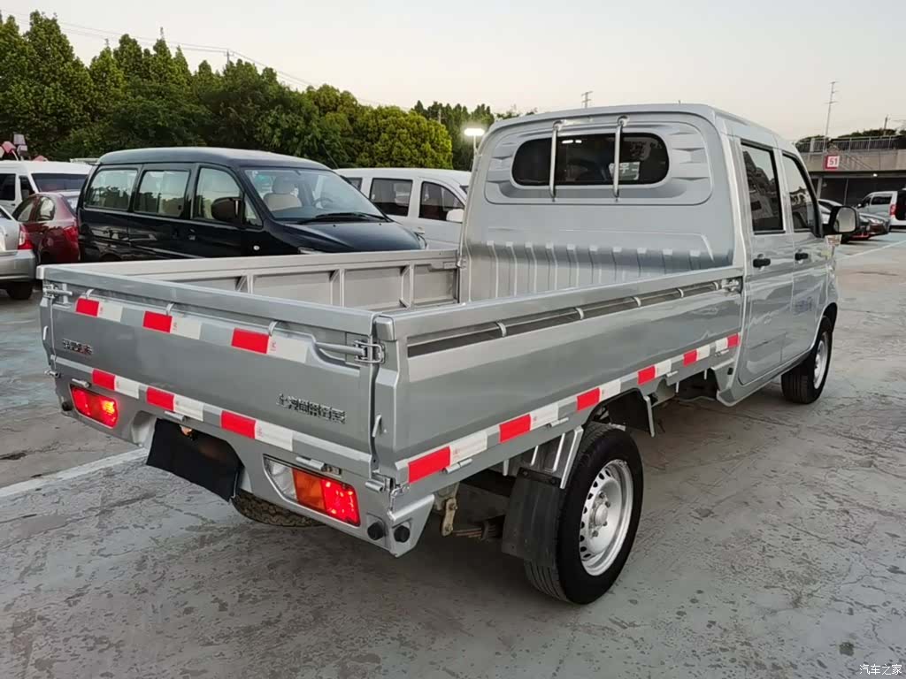 Wuling LJ479Q, 2020 все фото