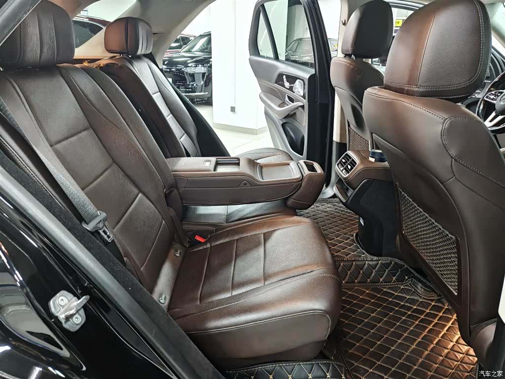 Mercedes-Benz GLE, 2021 13