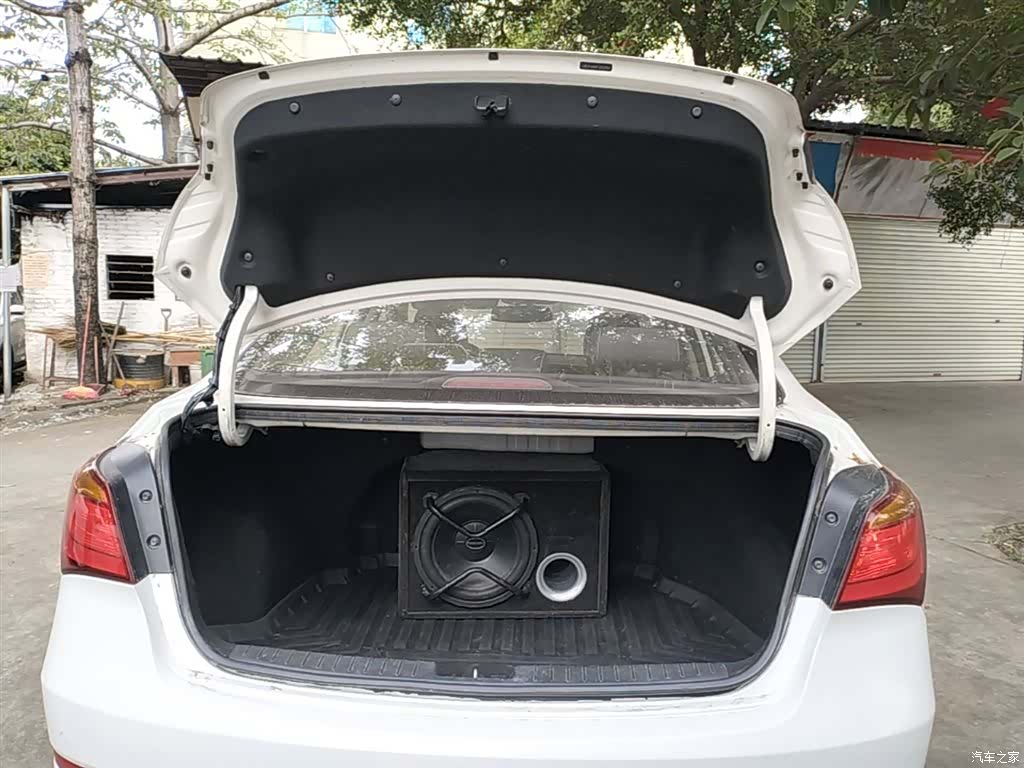 Hyundai GLS, 2016 19