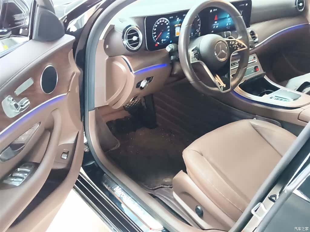 Mercedes-Benz E-Class, 2023 16