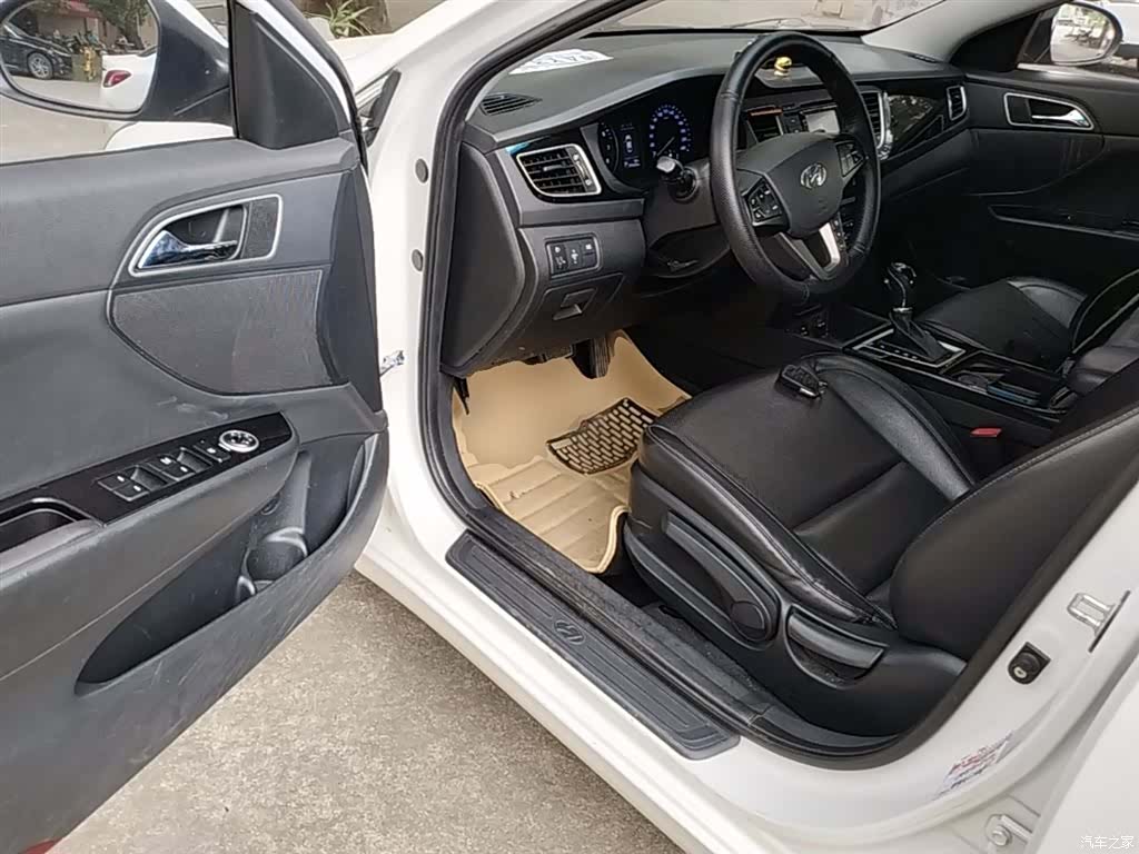 Hyundai GLS, 2016 16