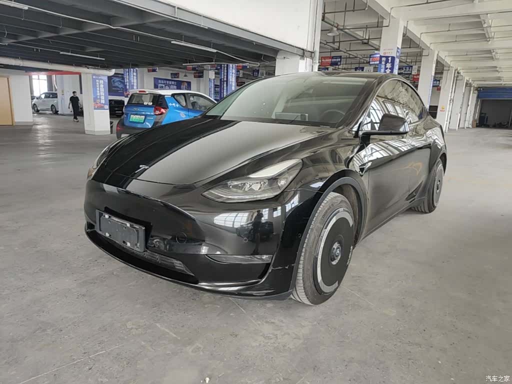 Tesla Model Y, 2021 2