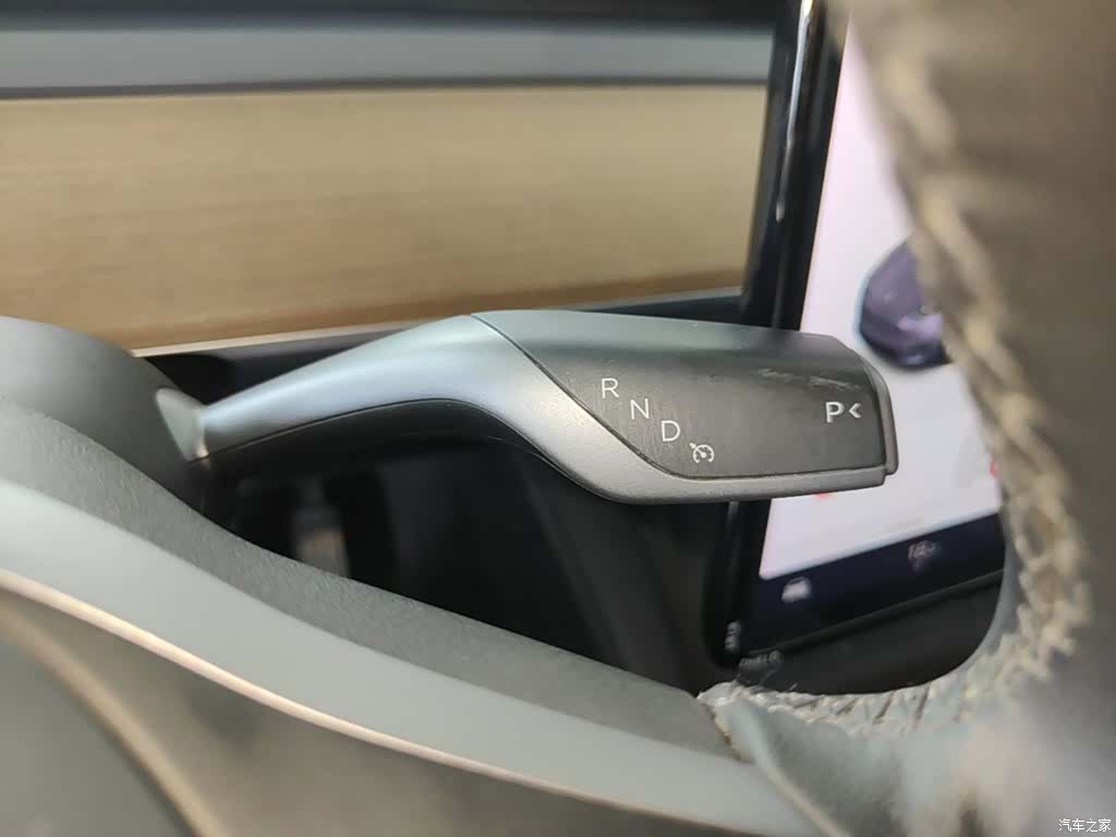 Tesla Model Y, 2021 14