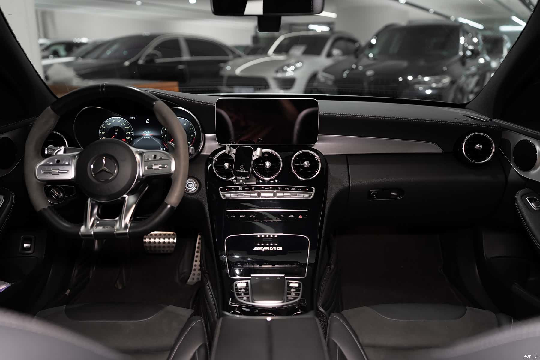 Mercedes-Benz C-Class, 2020 16