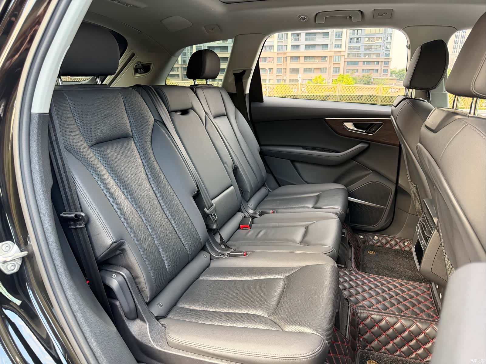 Audi Q7, 2023 11