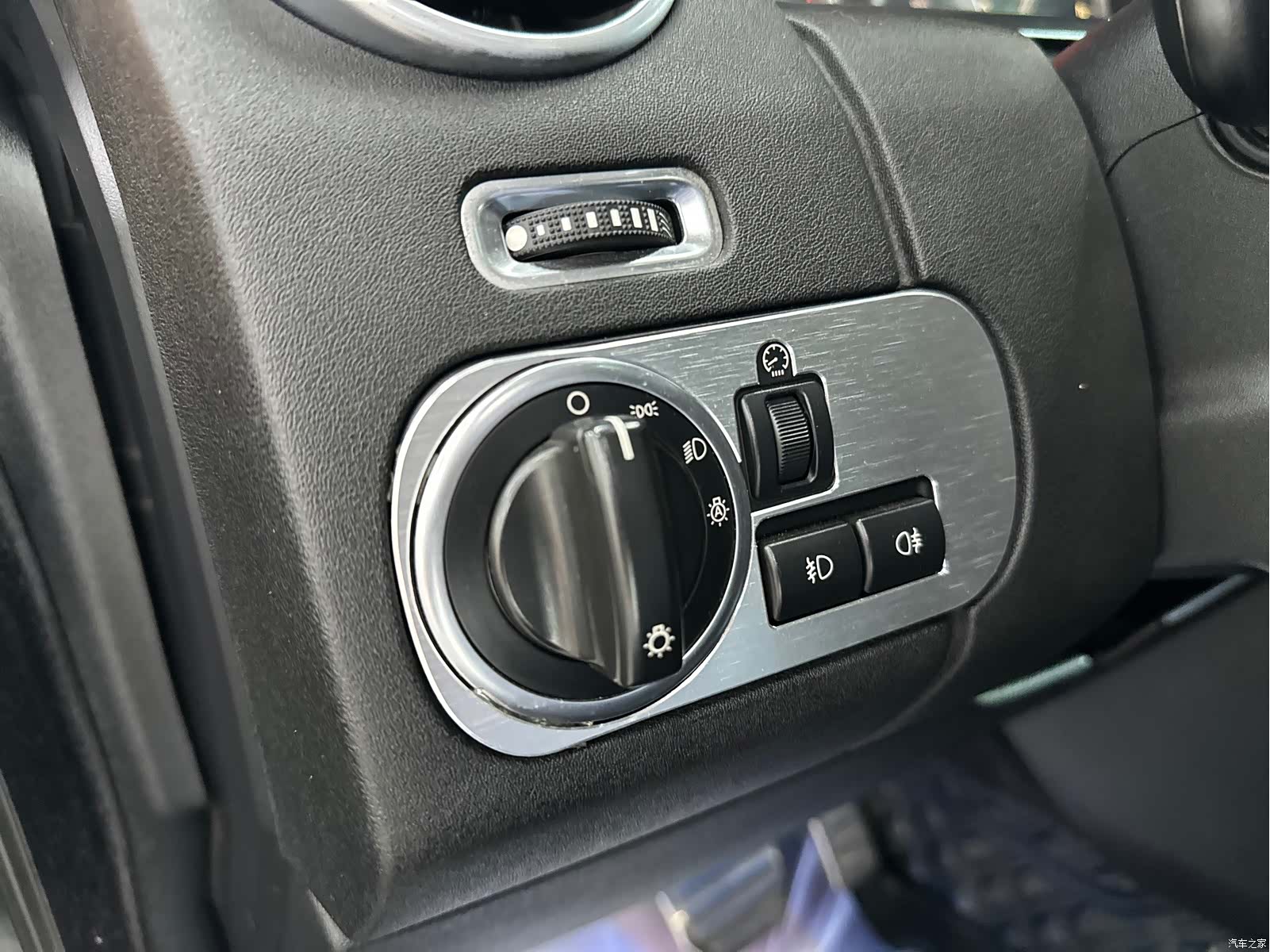 Land Rover Discovery, 2012 7