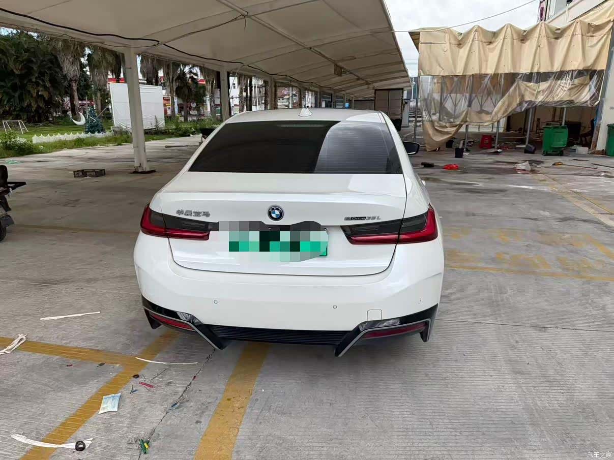 BMW i3, 2022 8