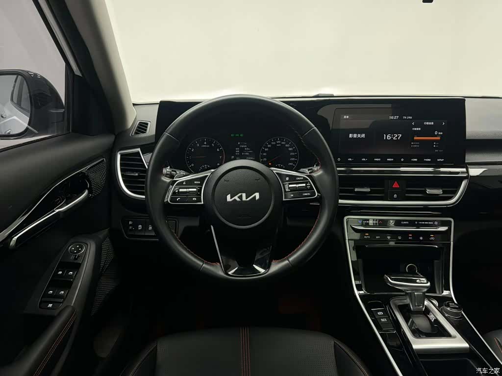 Kia KX3, 2022 13