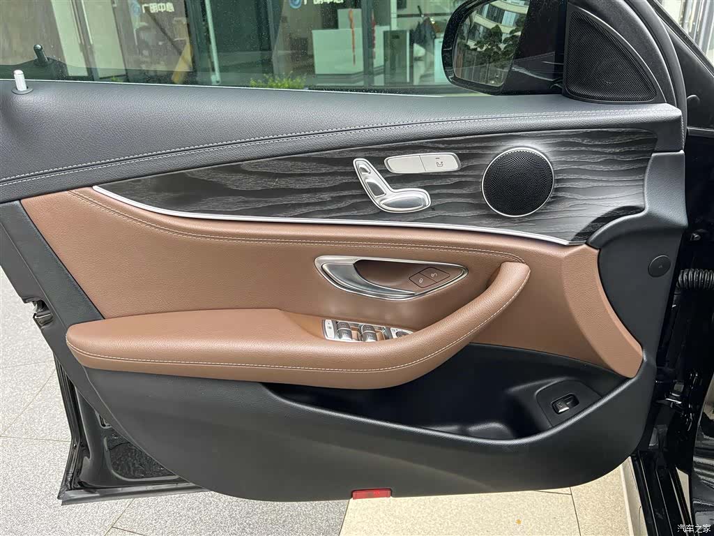 Mercedes-Benz E-Class, 2020 13