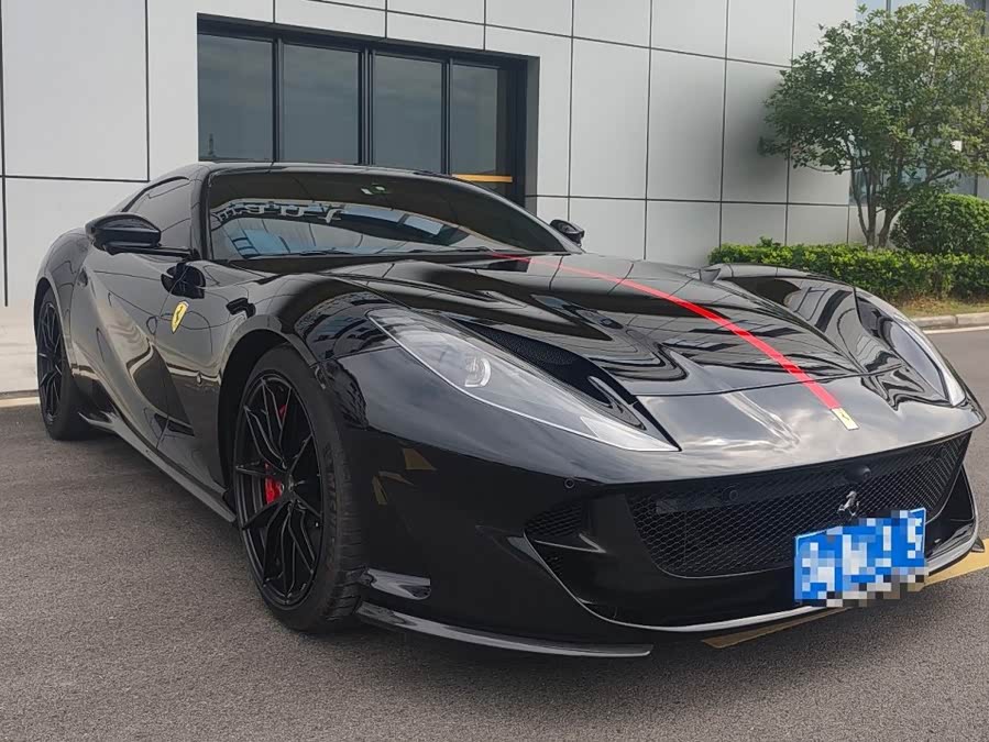Ferrari 812 2024, фото 3