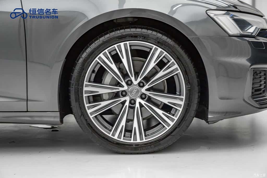 Audi A6L, 2021 11