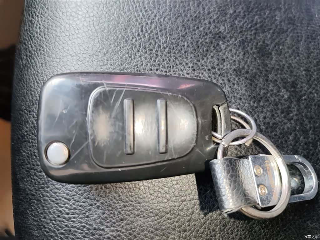 Hyundai GLS, 2016 9