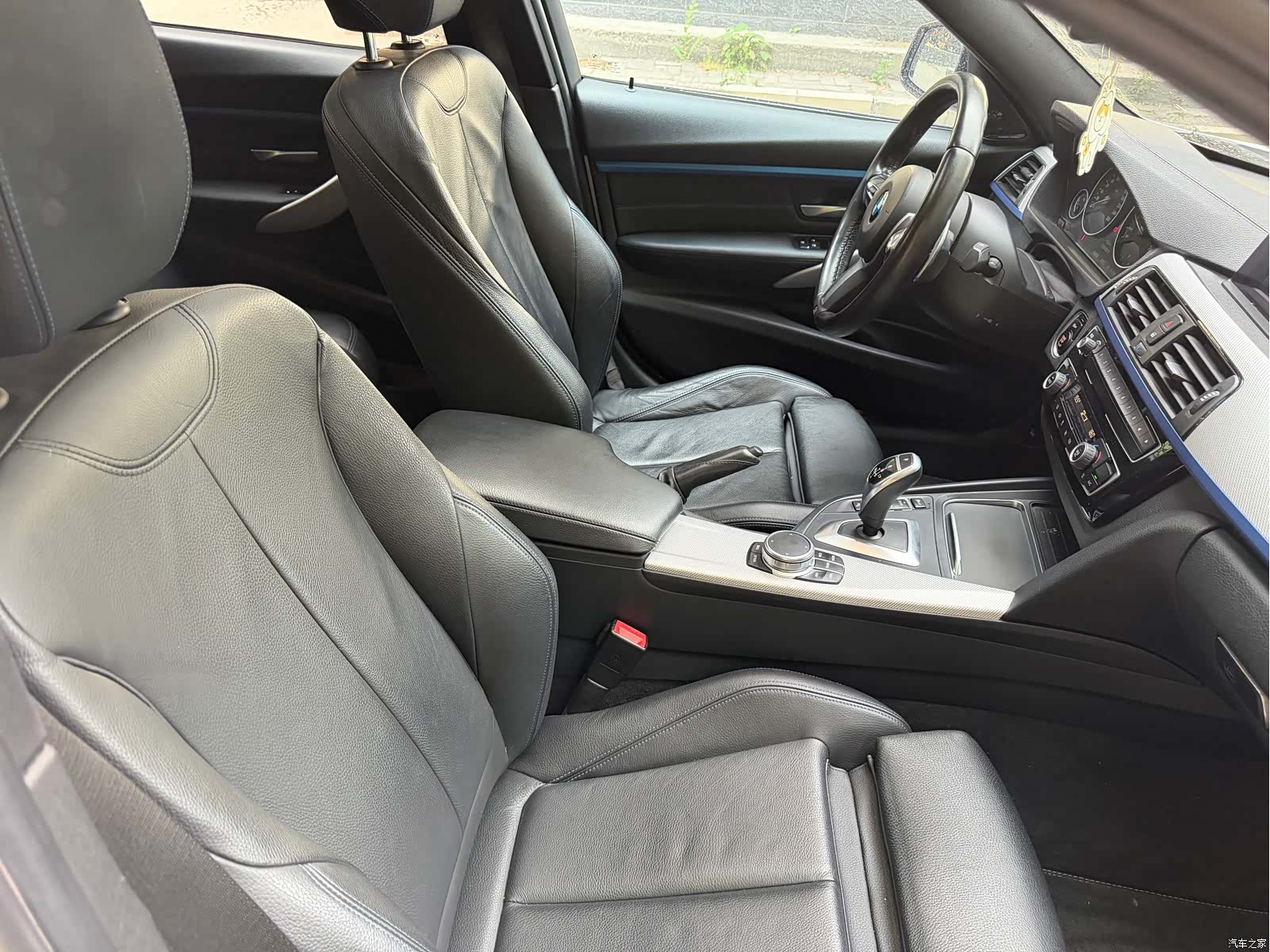 BMW 3 Series, 2019 12