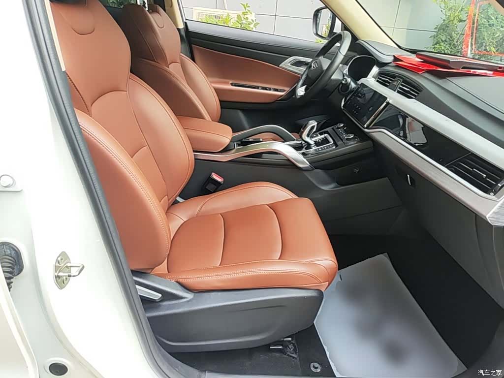 Geely Boyue, 2021 25