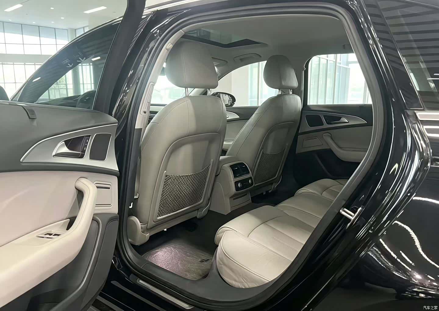 Audi A6L, 2016 9