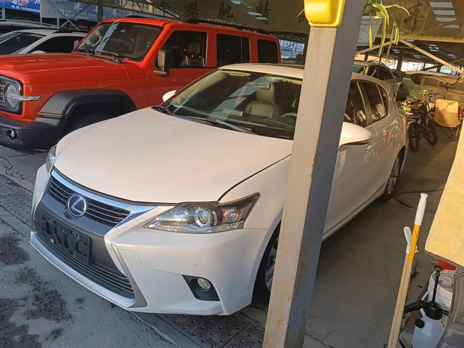 Lexus CT