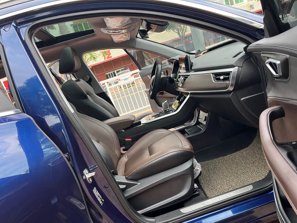 Chery Tiggo 8