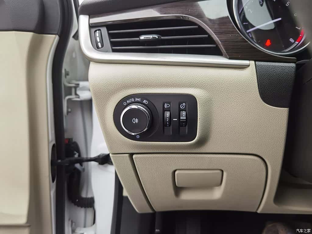 Buick Verano, 2019 21