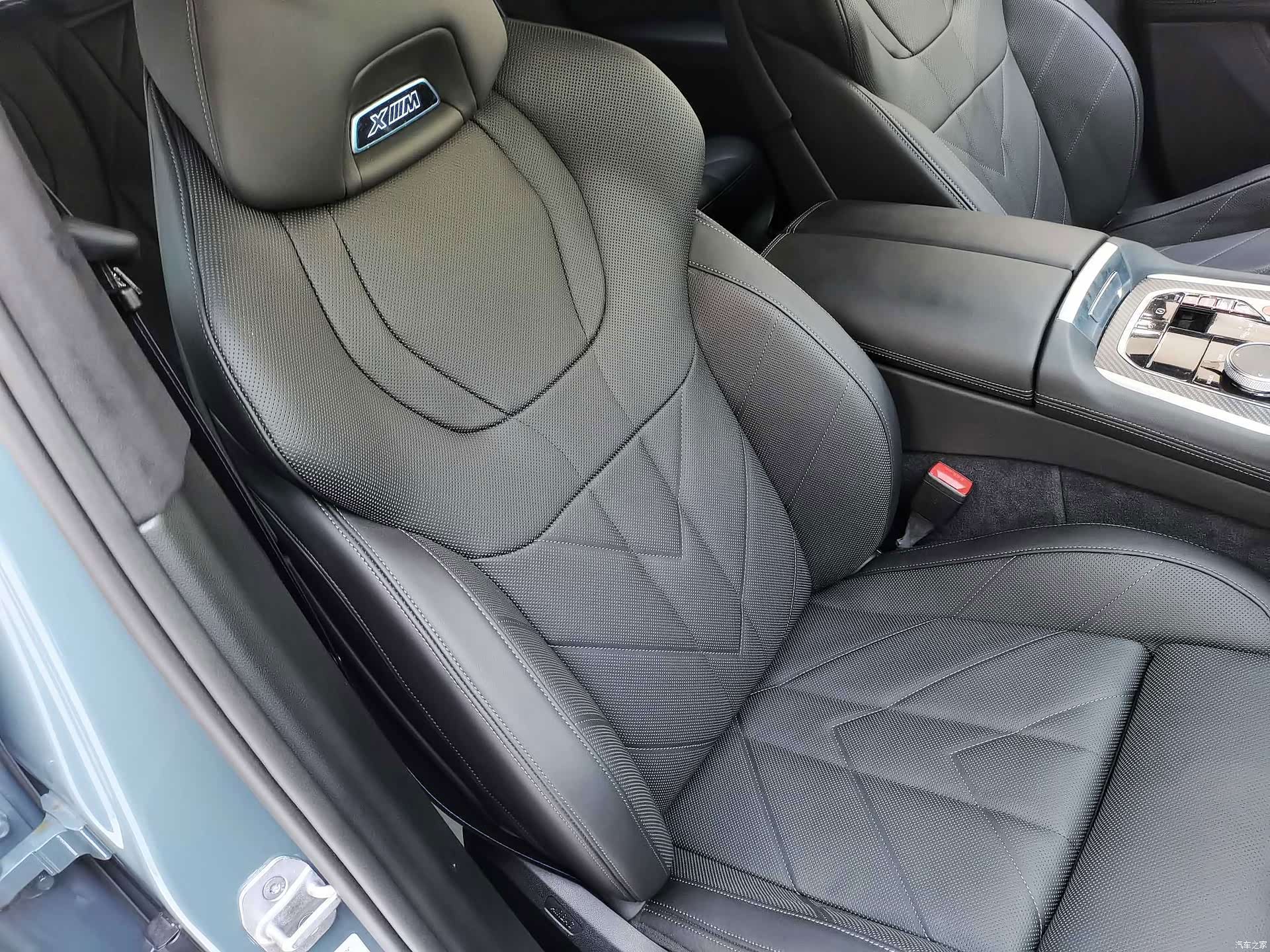 BMW XM, 2025 16