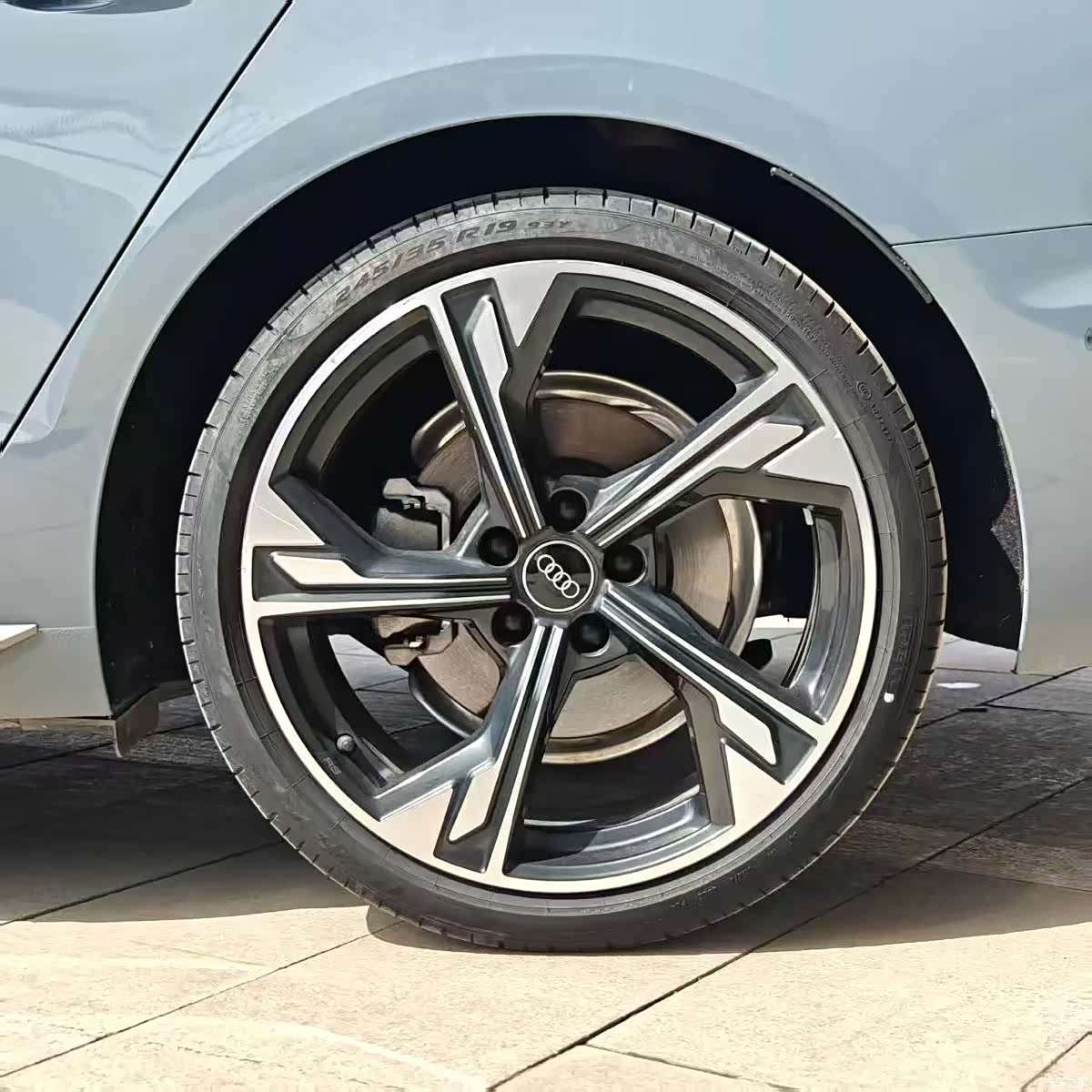 Audi A4L, 2022 7