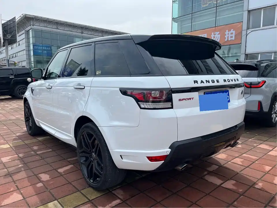 Land Rover Range Rover Sport Land Rover Range Rover Sport