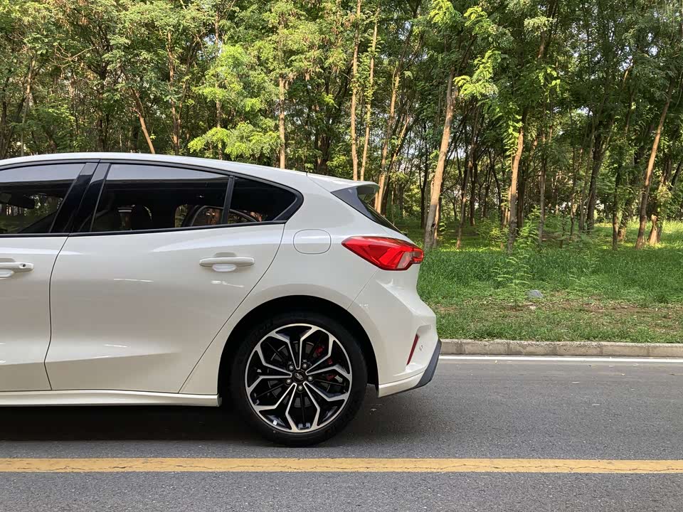 Ford Fox