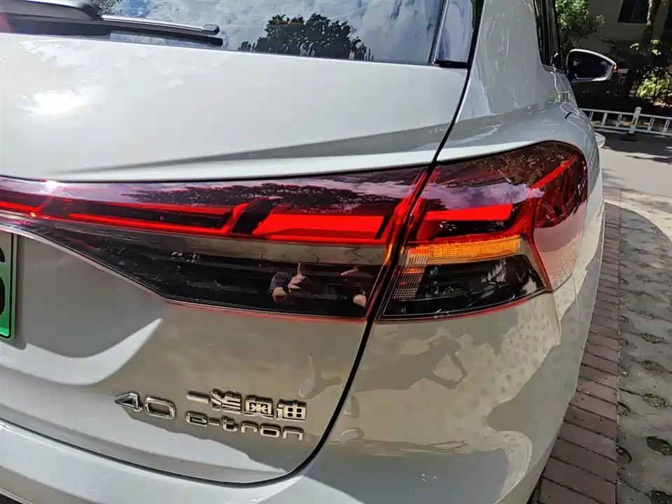 Audi Q4