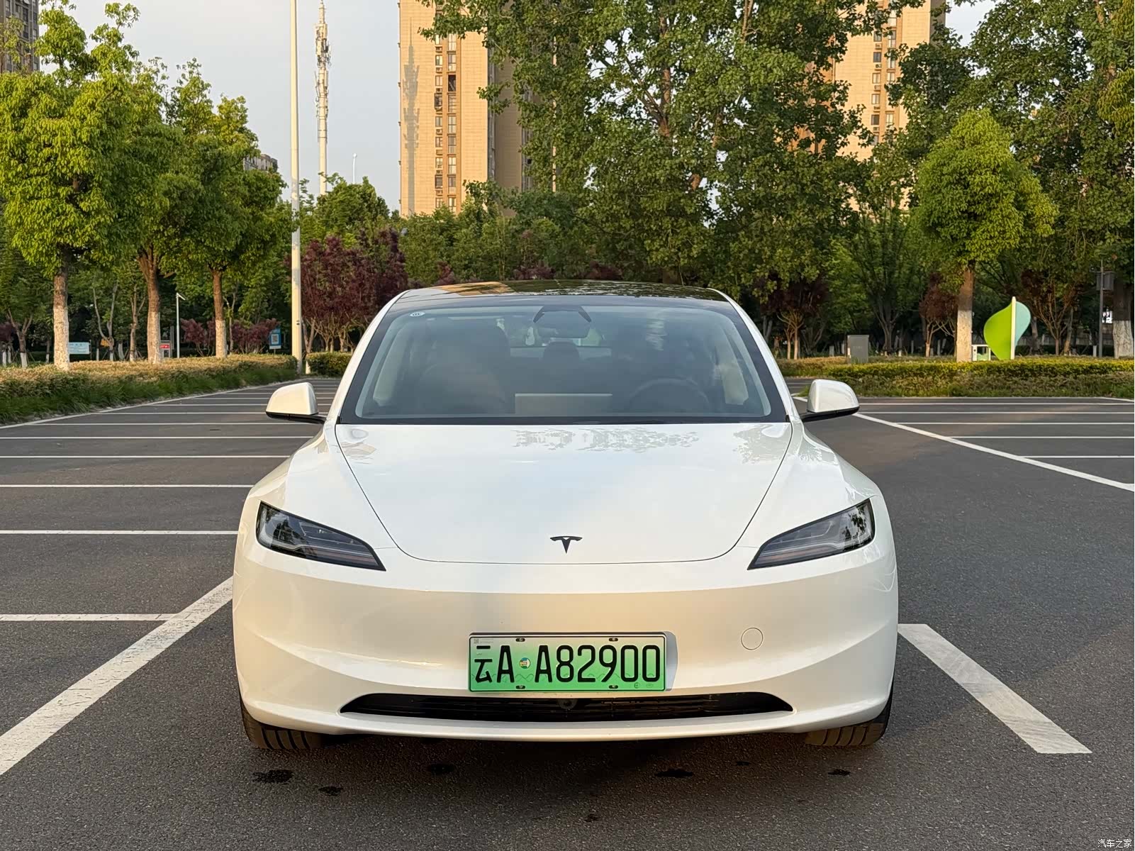Tesla Model 3, 2025 2